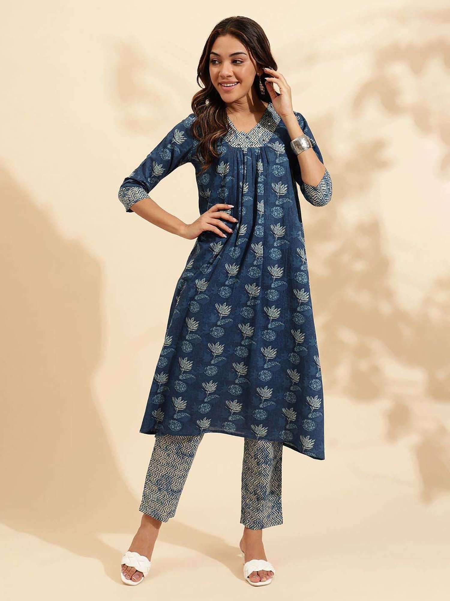 Sringam Blue Cotton Printed Kurta & Pant Set