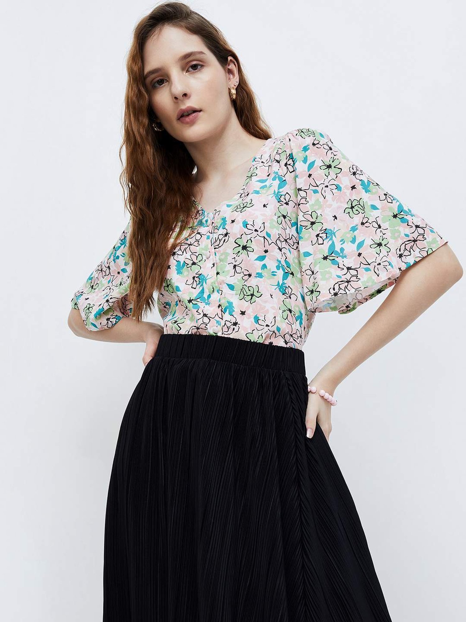 Ginger by Lifestyle Multicolored Floral Print Top