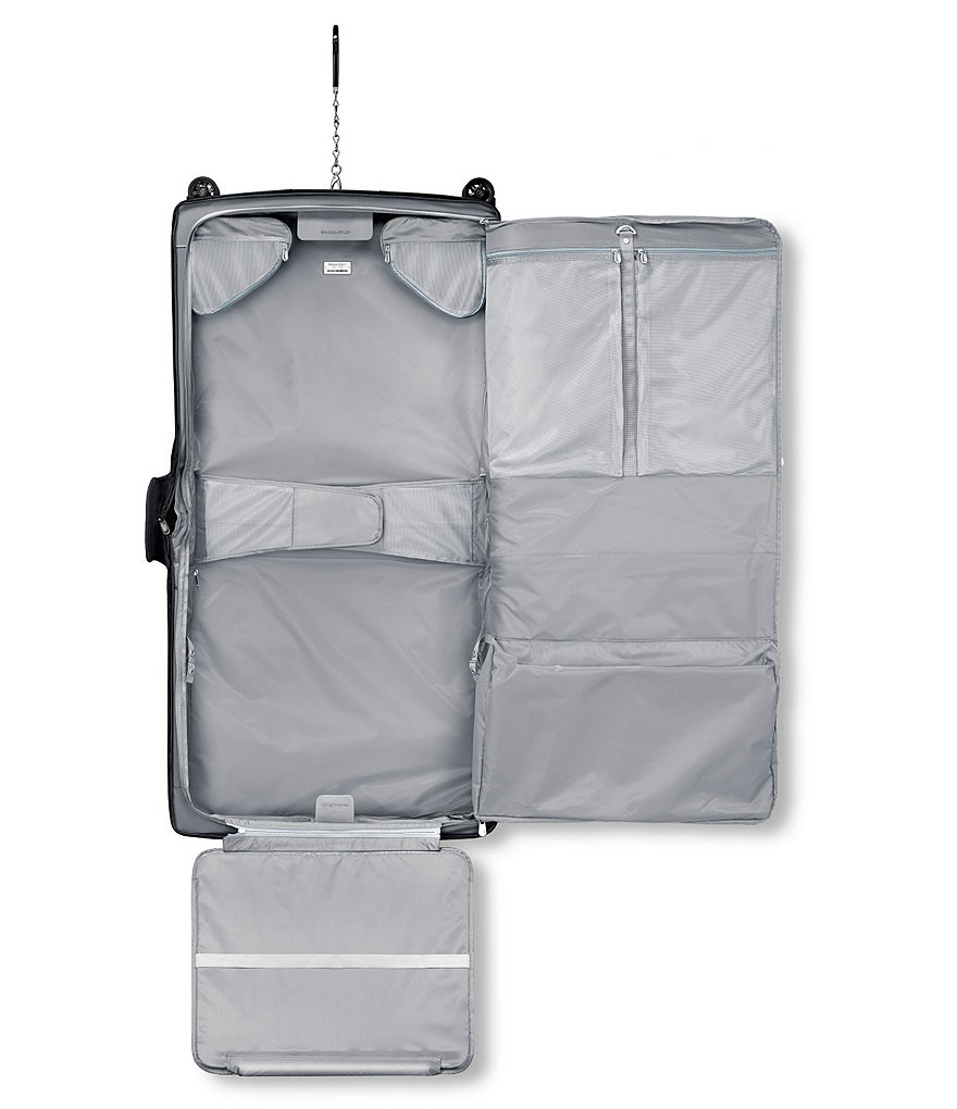 Briggs & Riley Baseline Wardrobe Spinner