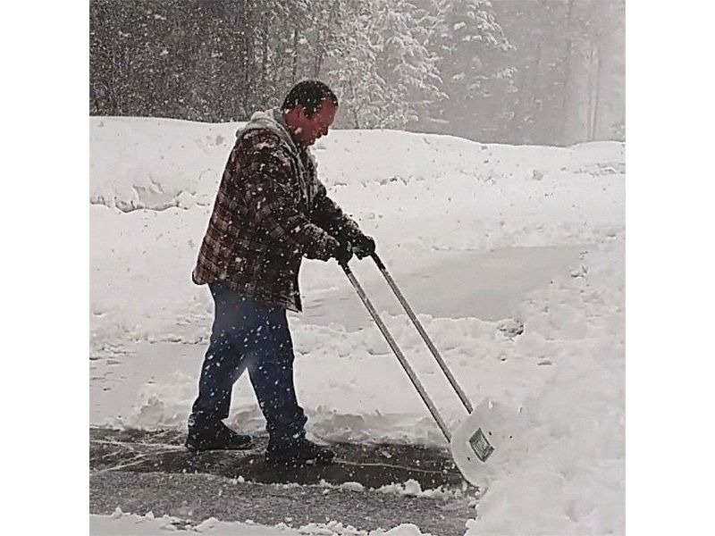 16" 40 Volts, 144 Watts Cordless Lithium Snow Super Shovel - Gray - Earthwise