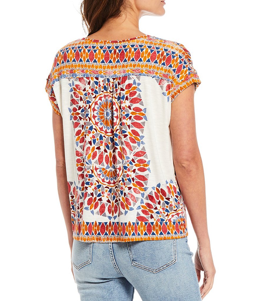 One World Apparel Fortune Placement Border Print Scoop Neck Ruched Extended Shoulder Sleeve Top