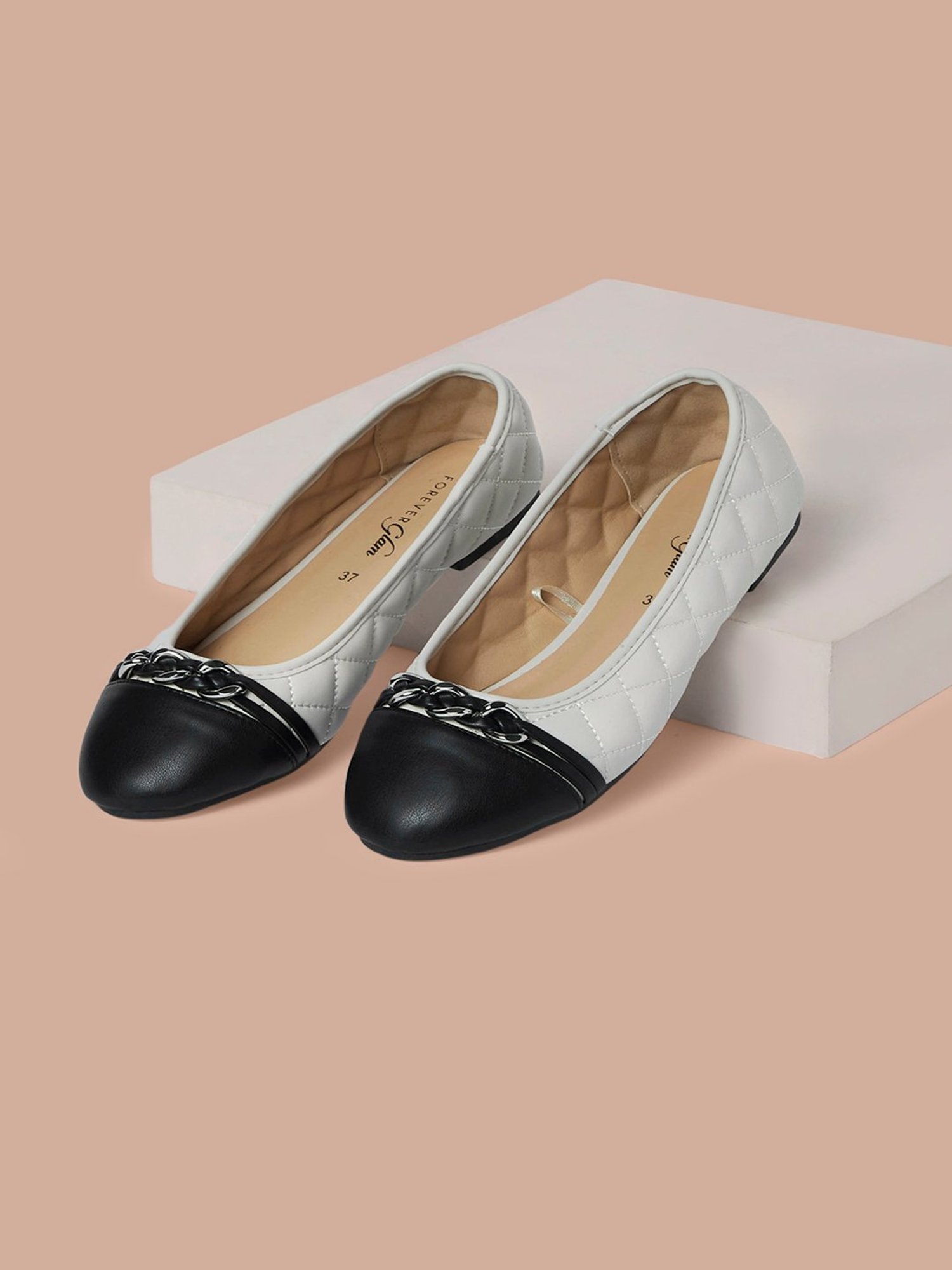 Forever Glam by Pantaloons Women's White Flat Ballets