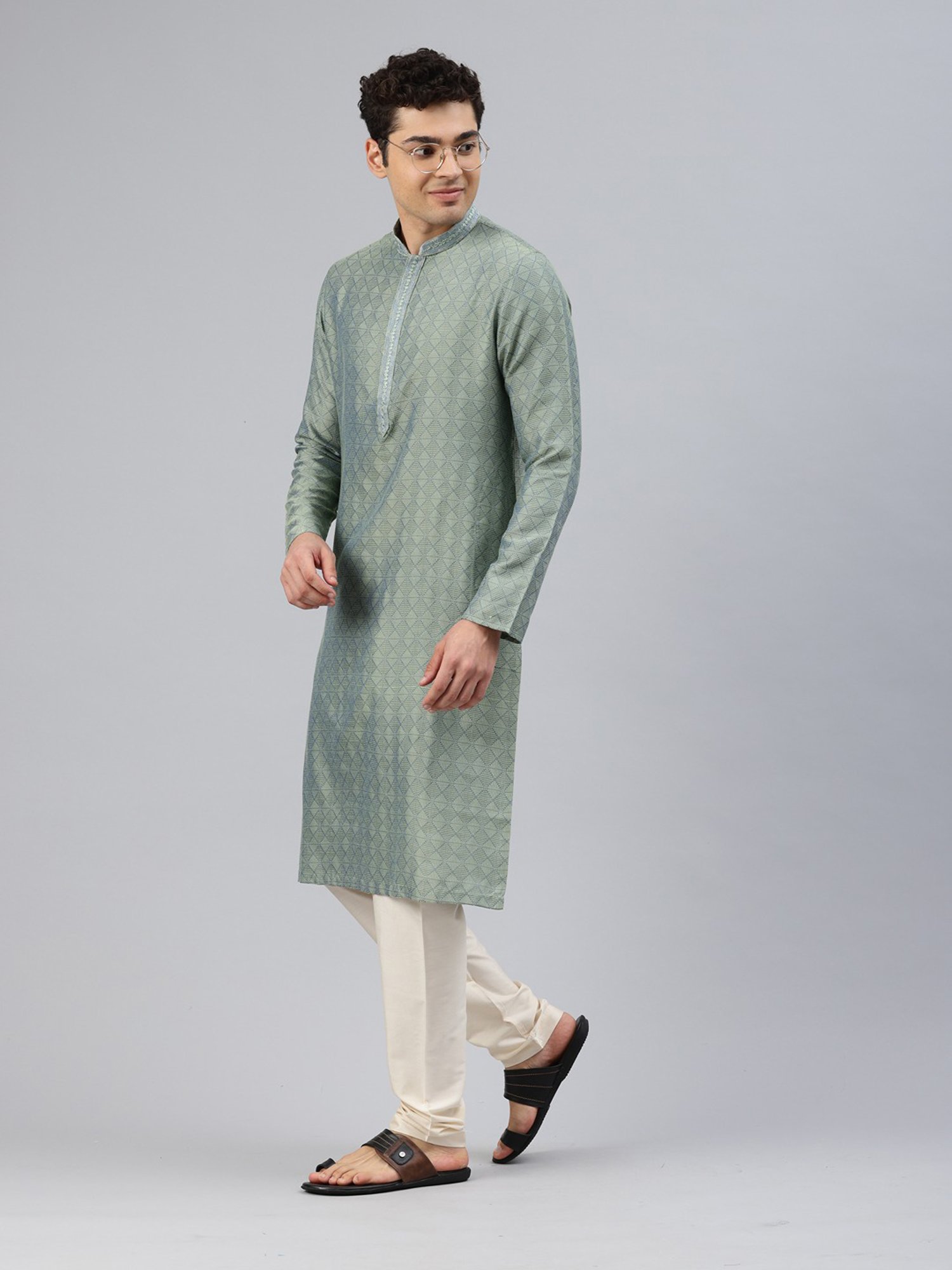 Manthan Green & Cream Regular Fit Self Design Kurta & Pyjamas Set