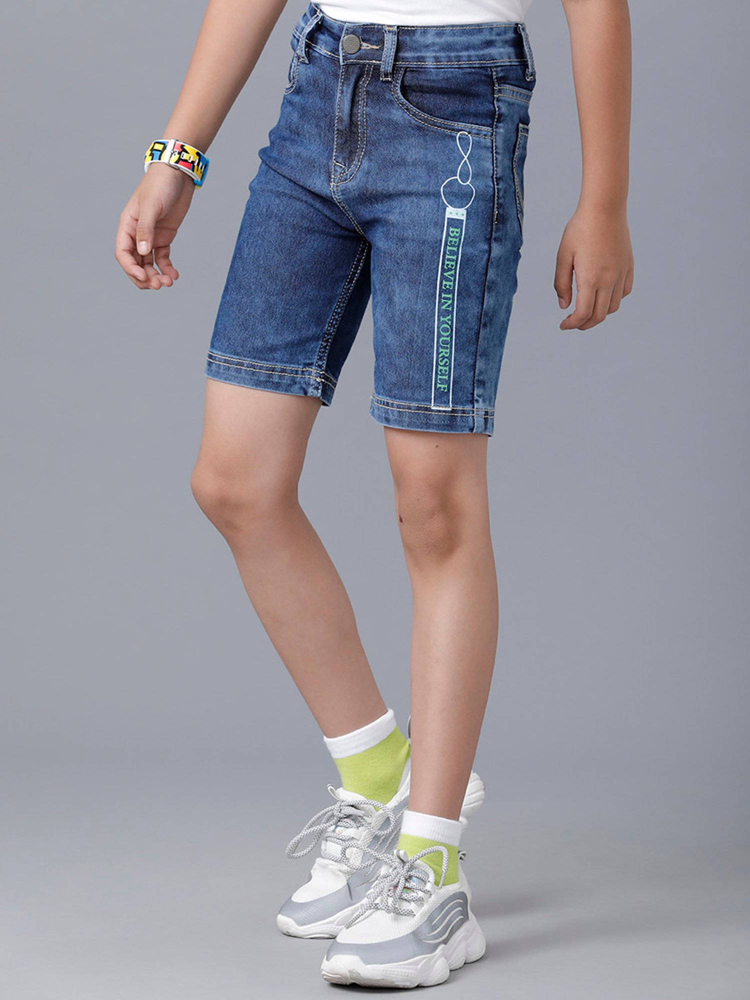 Kate & Oscar Kids Beige Cotton Embroidered Shorts