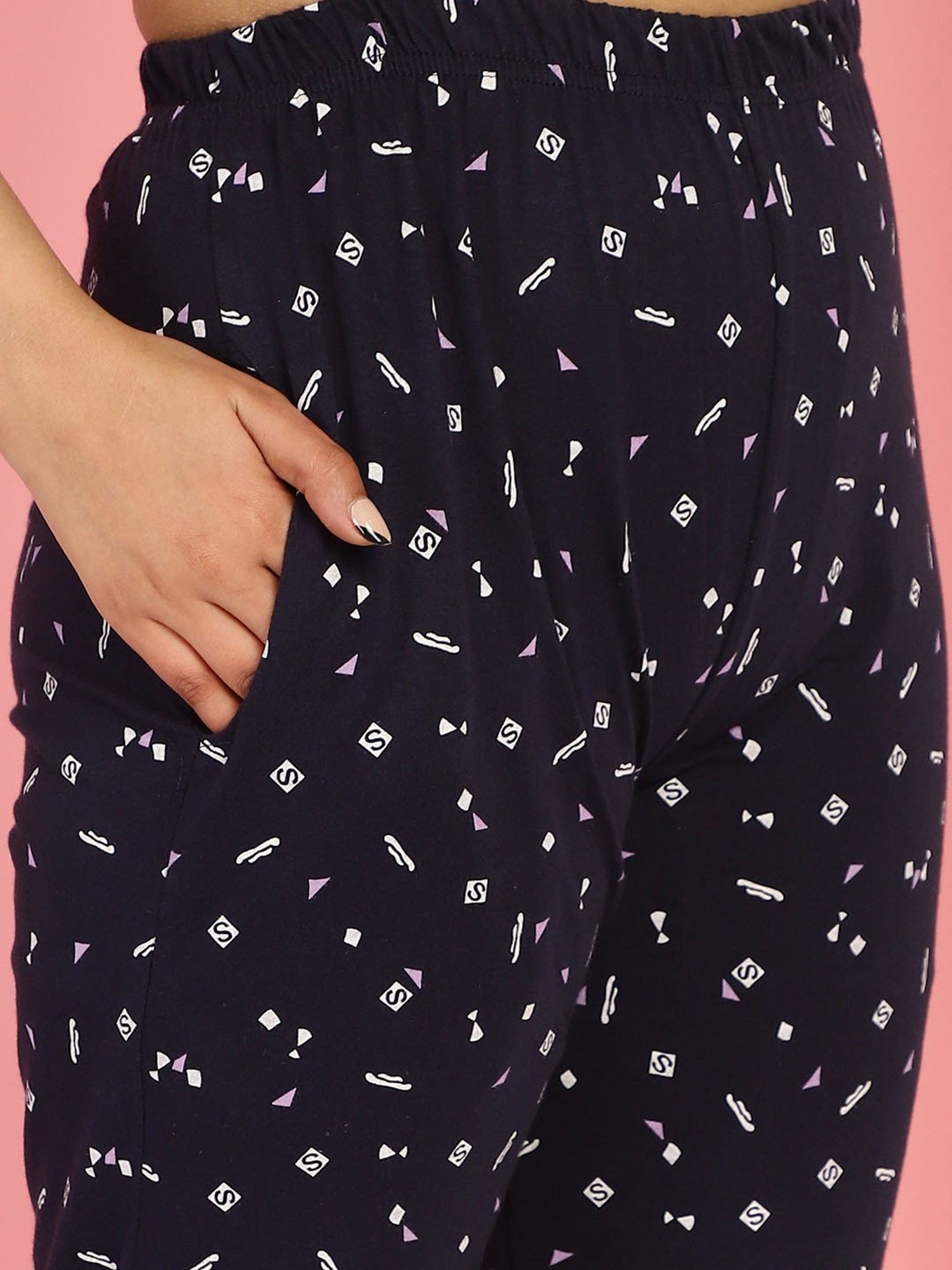 Gracit Grey & Black Cotton Printed Top With Pyjamas