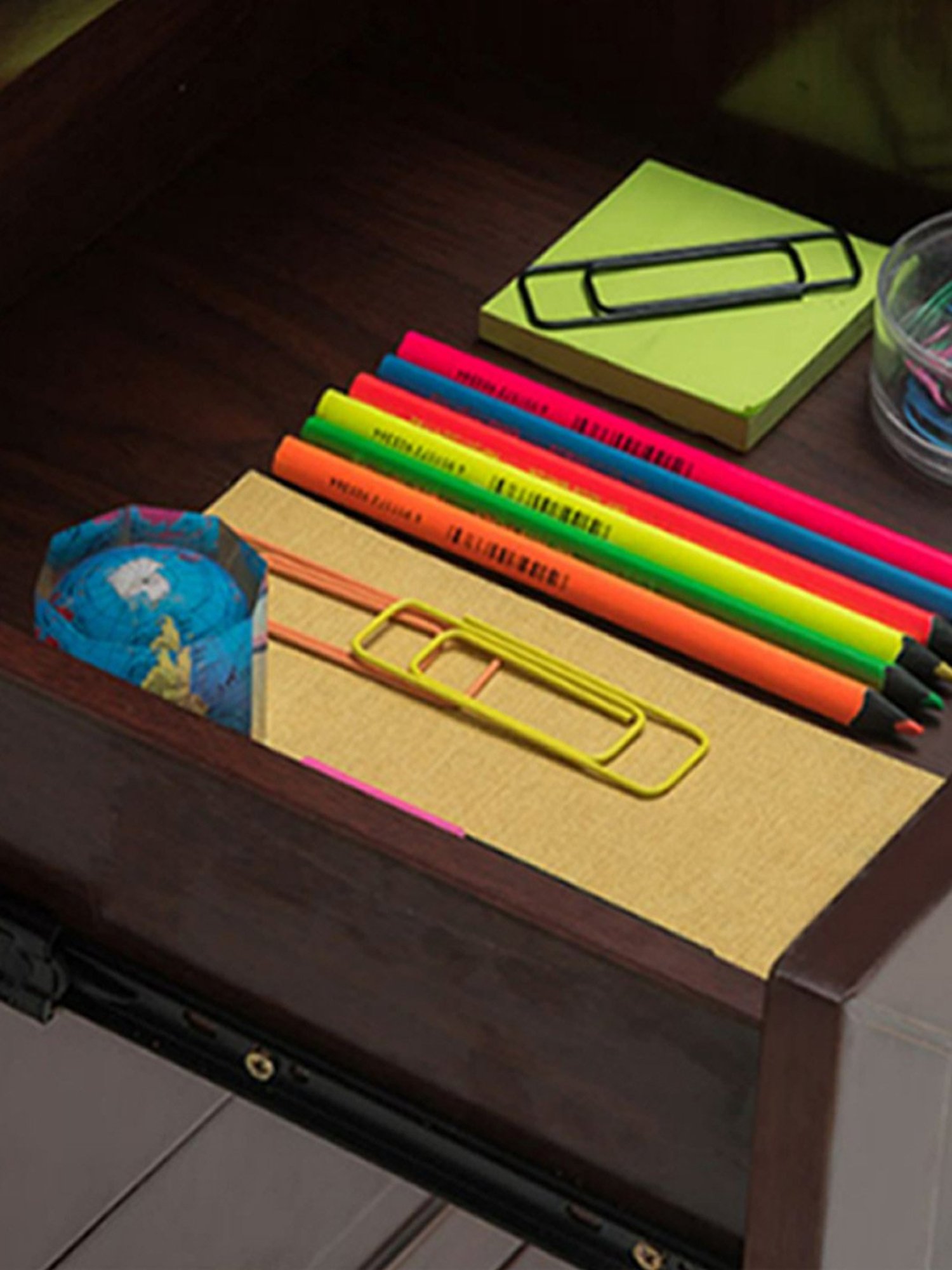 Durian Bliss Black Premium Leatherette Executive Chair