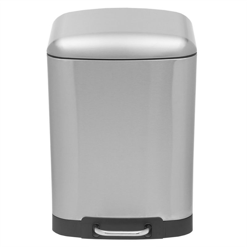 Rubbermaid 8 Quart Traditional Square Top Bedroom, Bathroom, and Office Wastebasket Trash Can, White (2 Pack)