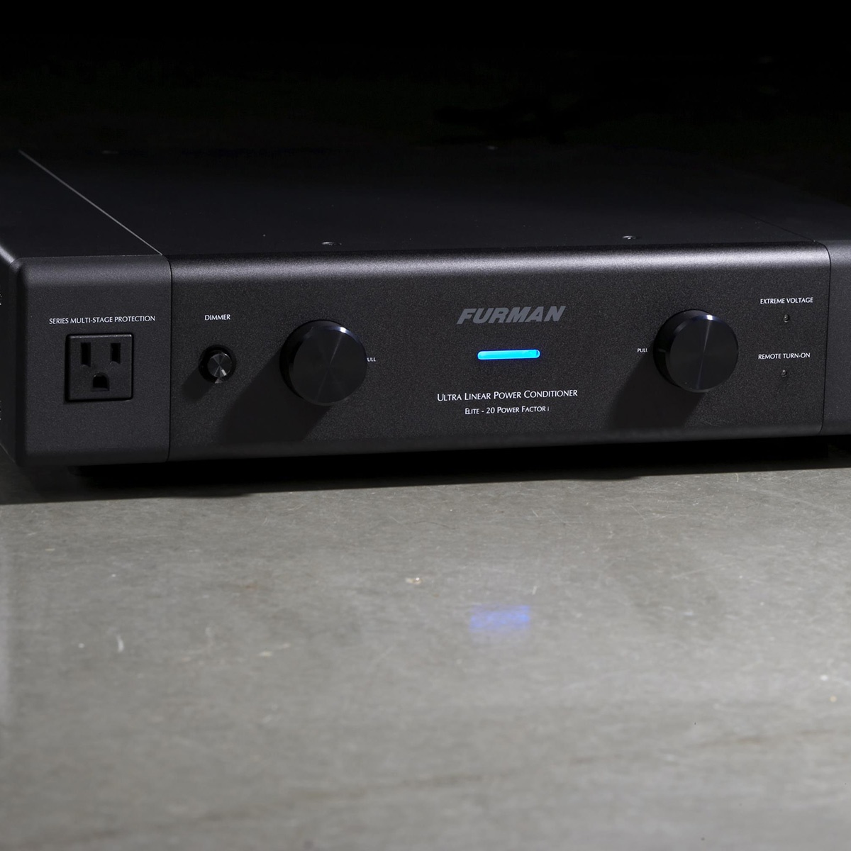 Furman ELITE20 PF i Ultra-Linear AC Power Conditioner