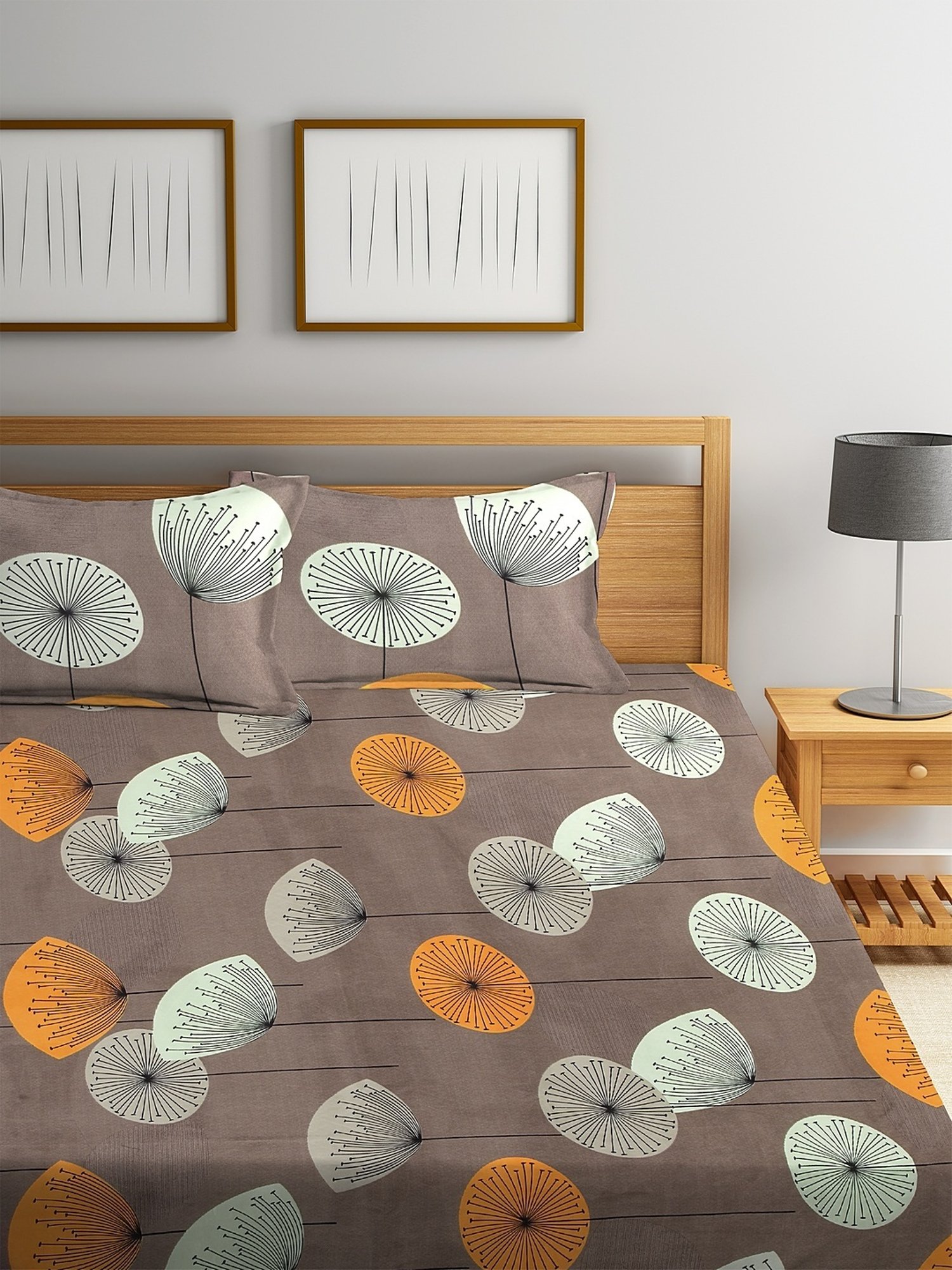 Klotthe Floral Brown 210 TC Cotton Blend King Bed Sheet with 2 Pillow Covers