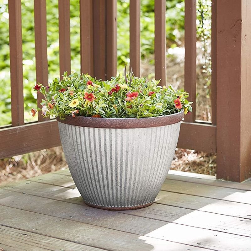 Southern Patio HDR-046868 20.5 Inch Diameter Rustic Resin Indoor Outdoor Garden Planter Urn Pot for Flowers, Herbs, and Flowers