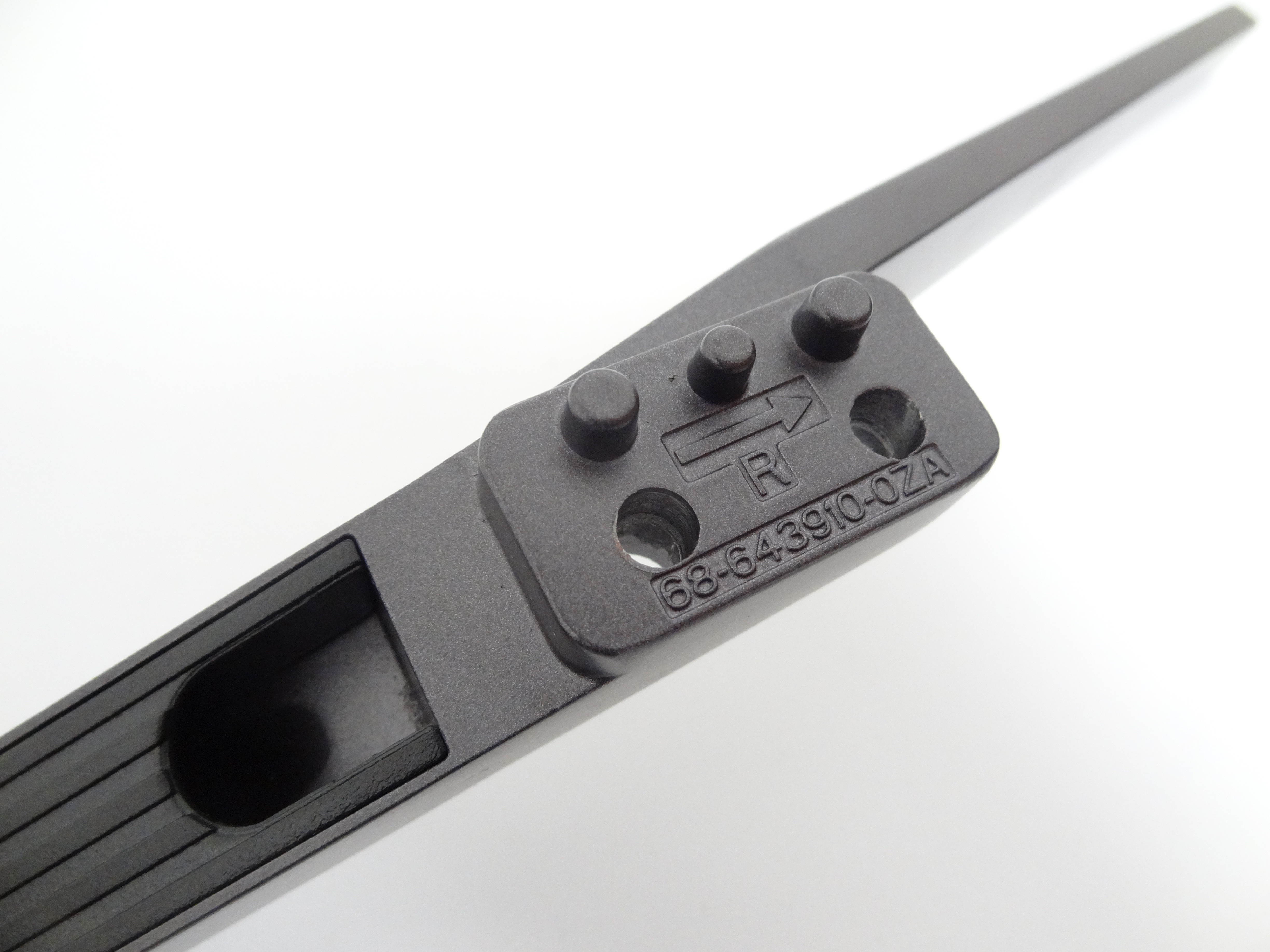 TCL 55R635 Stand Legs W/Screws - NEW