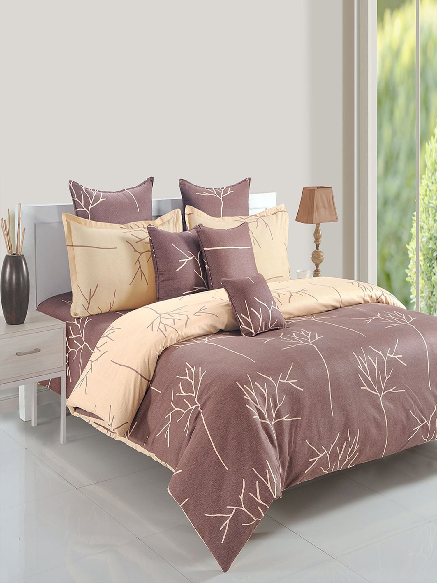 Swayam Printed Brown 250 TC Cotton Queen Bedsheet with 2 Pillow Covers