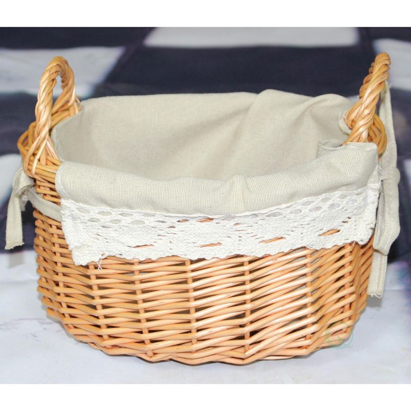 Vintiquewise Small Basket with Lace Trim