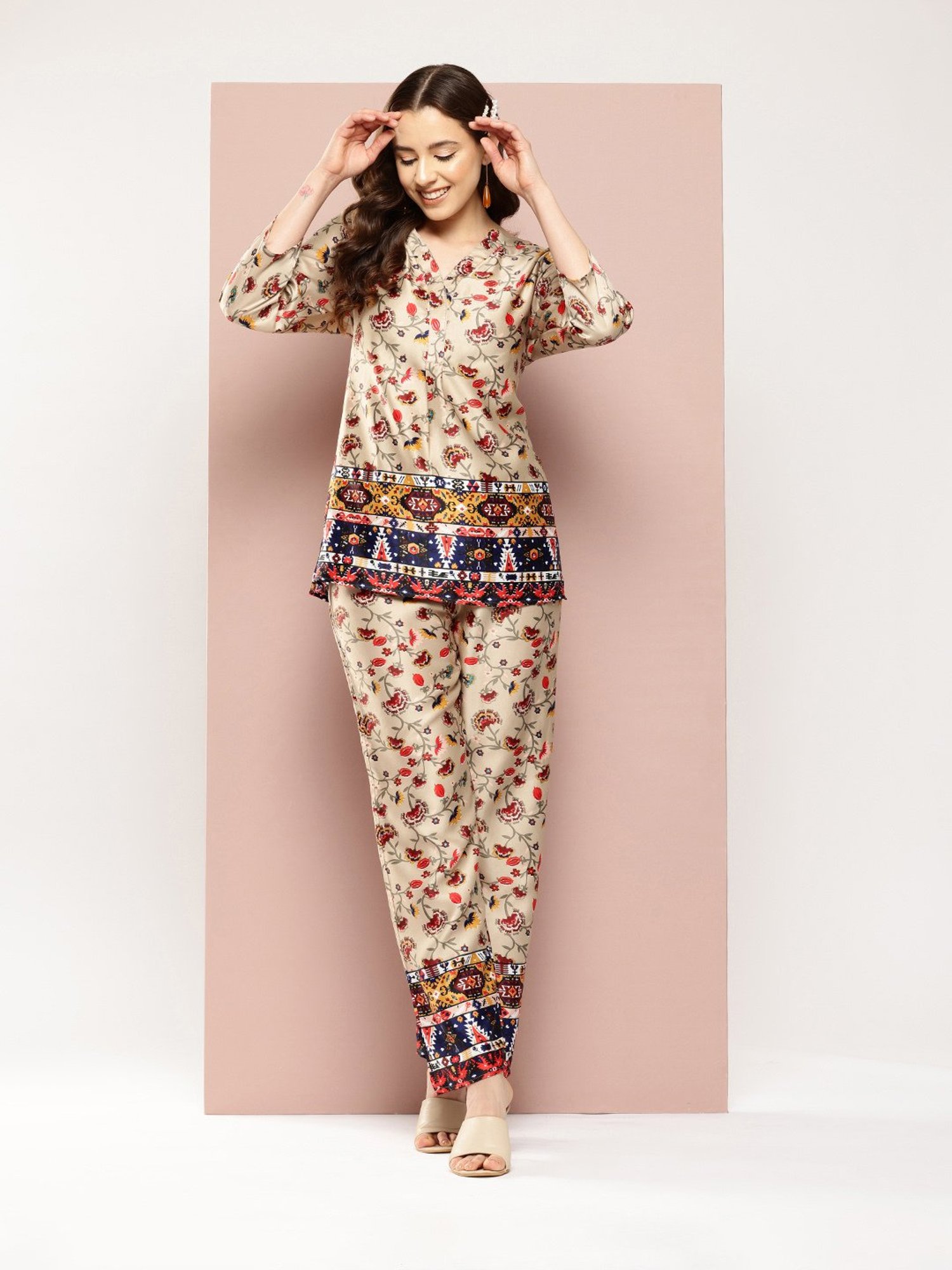 Qurvii Beige Floral Print Co-Ord Set