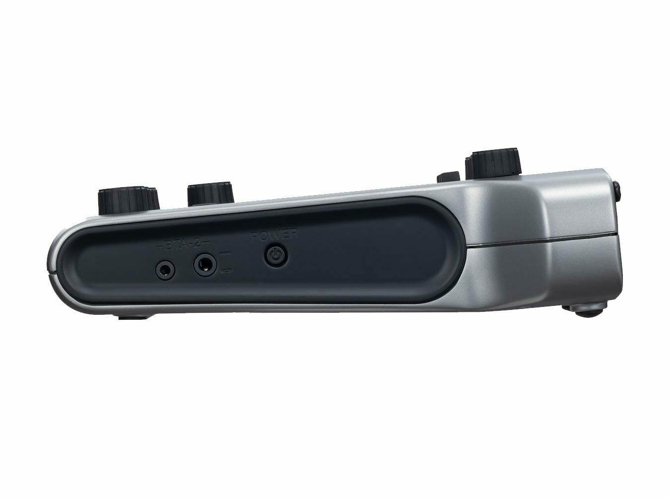 Zoom P4 PodTrak Podcast Recorder PORTABLE RECORDER - NEW - PERFECT CIRCUIT