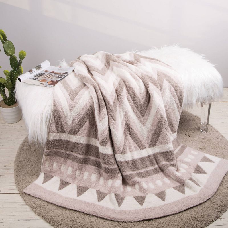 60" x 50" Knitted Polyester Geometric Pattern Feather Yarn Throw Blanket - Glitzhome