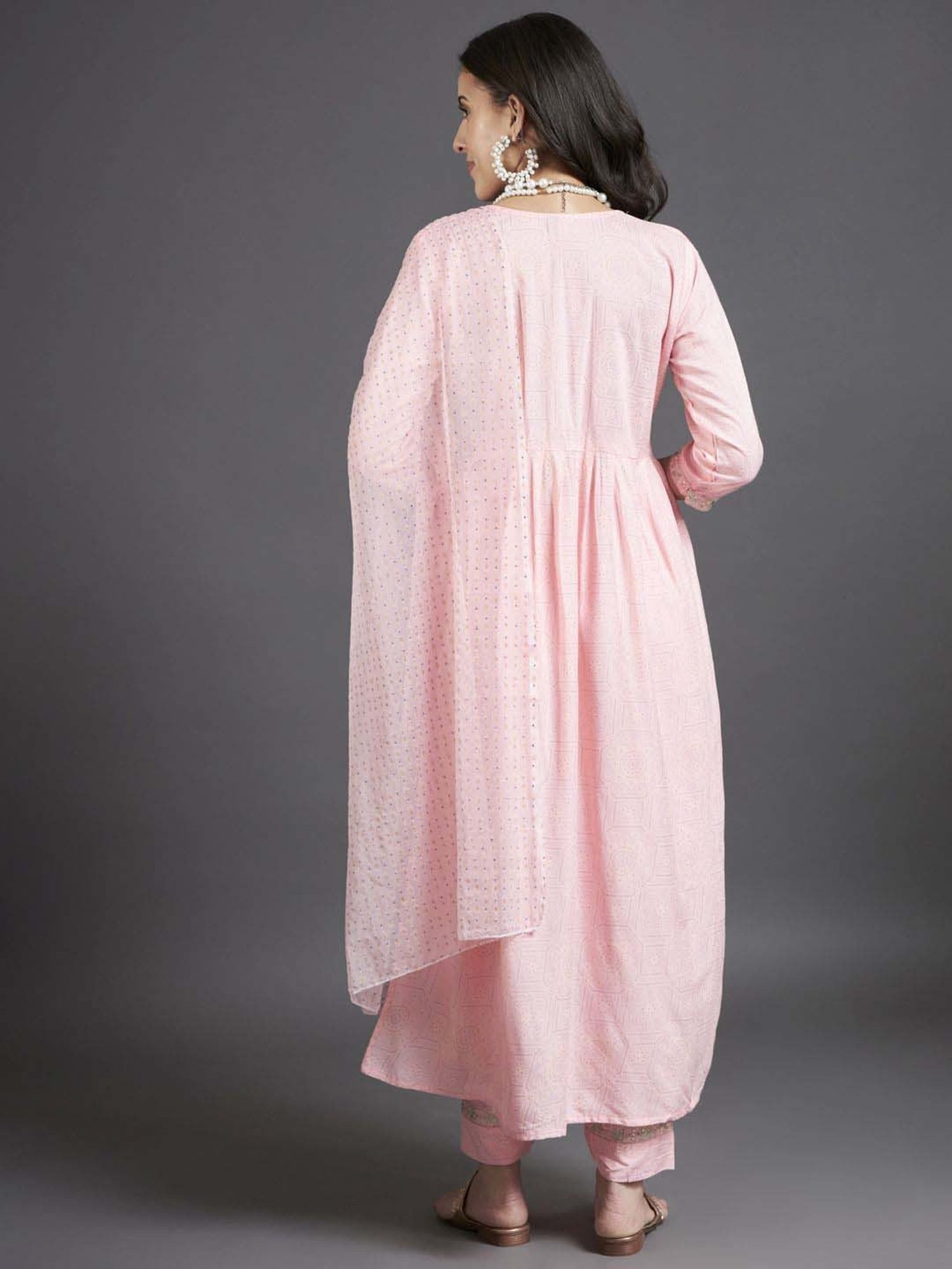 Heeposh Pink Embroidered Kurta Pant Set With Dupatta