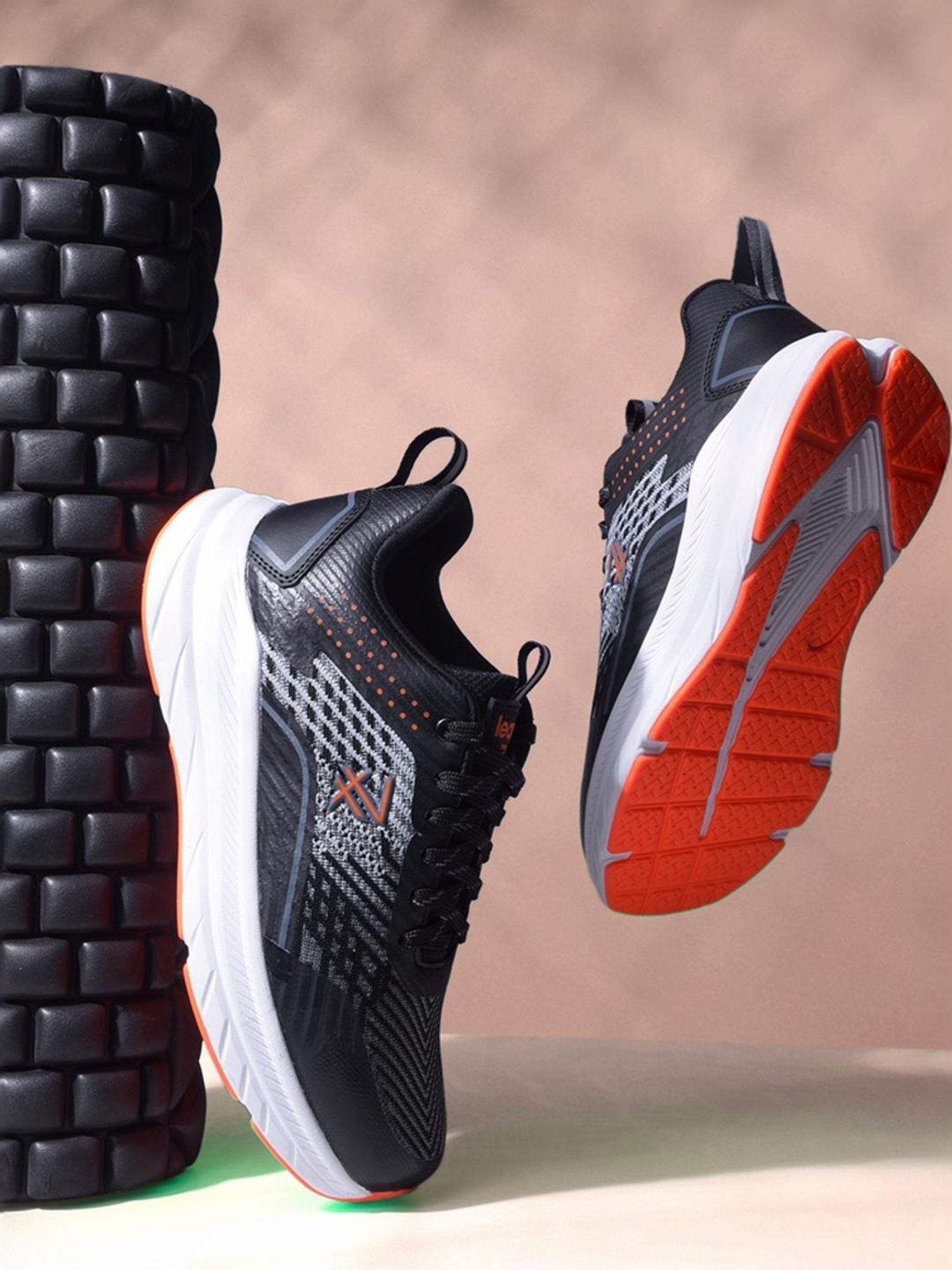 Leap7X by Liberty Men's Black Running Shoes