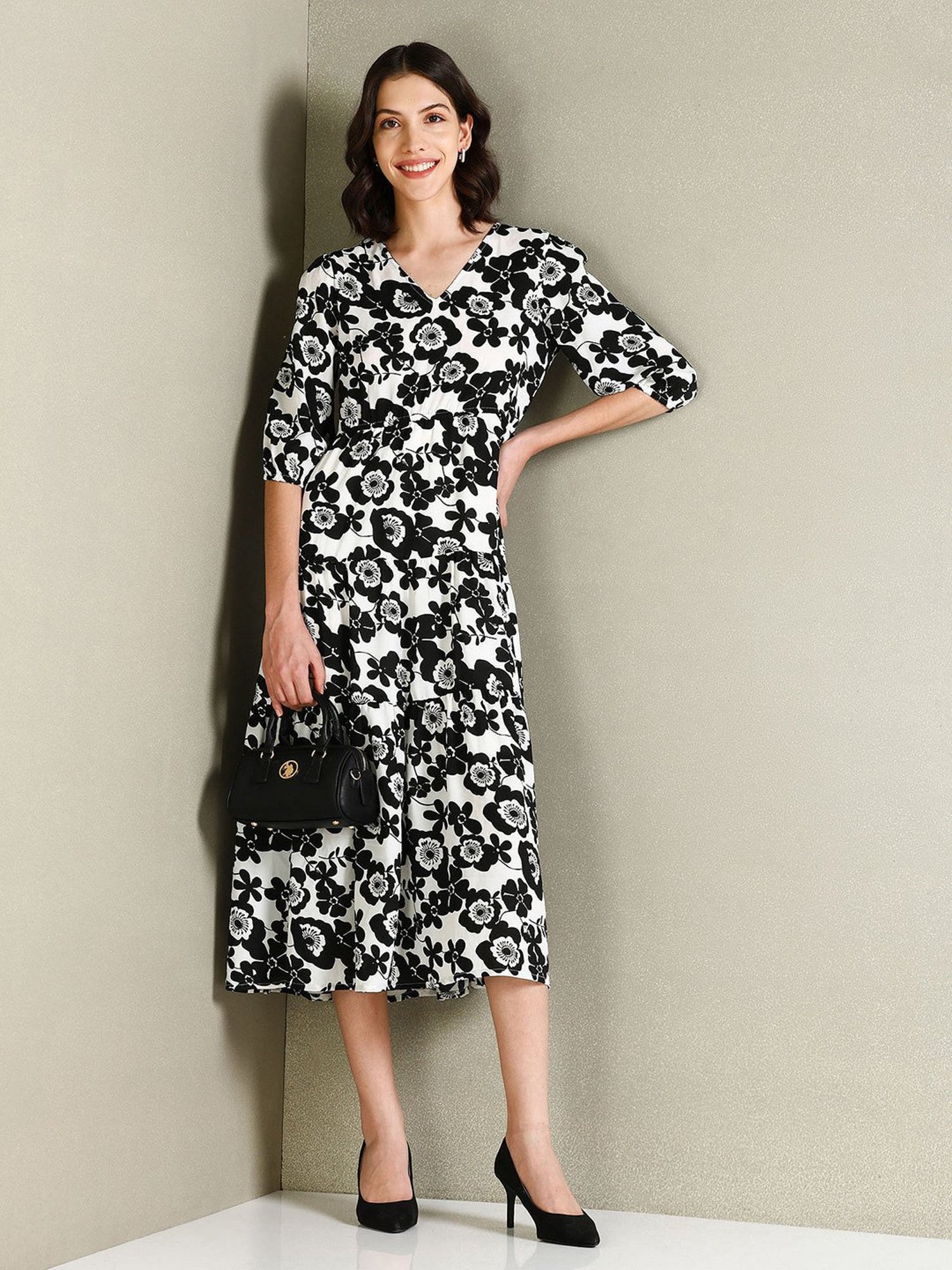 U.S. Polo Assn. Black & White Cotton Floral Print Midi Dress