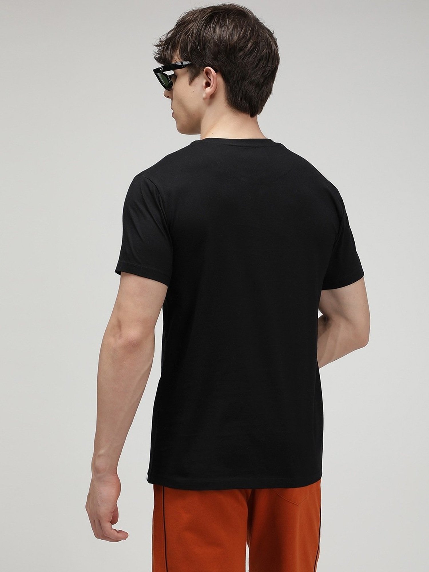 Sporto Pitch Black Slim Fit T-Shirt