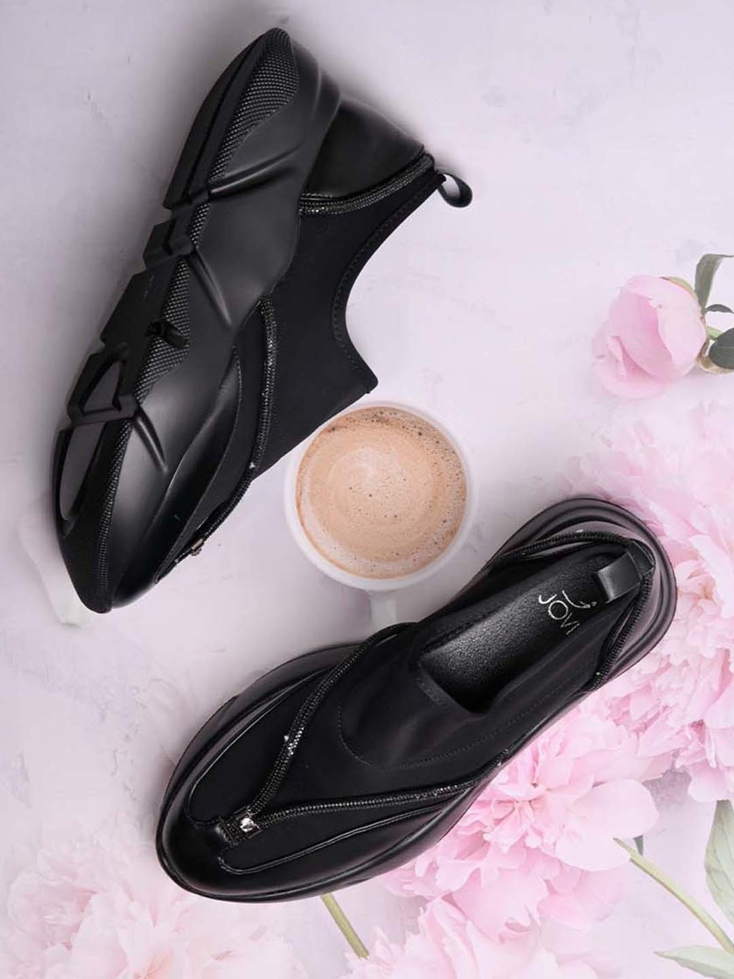 Jove Women's Jet Black Casual Sneakers