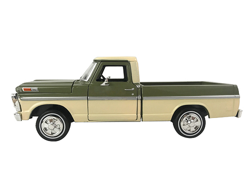 1969 Ford F-100 Pickup Truck Light Green and Cream 1/24 Diecast Model Car by Motormax