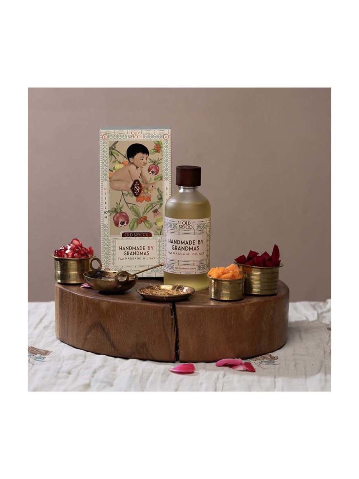 Mom & World Mineral Based Kids Sunscreen Spray SPF 50 - 120 ml