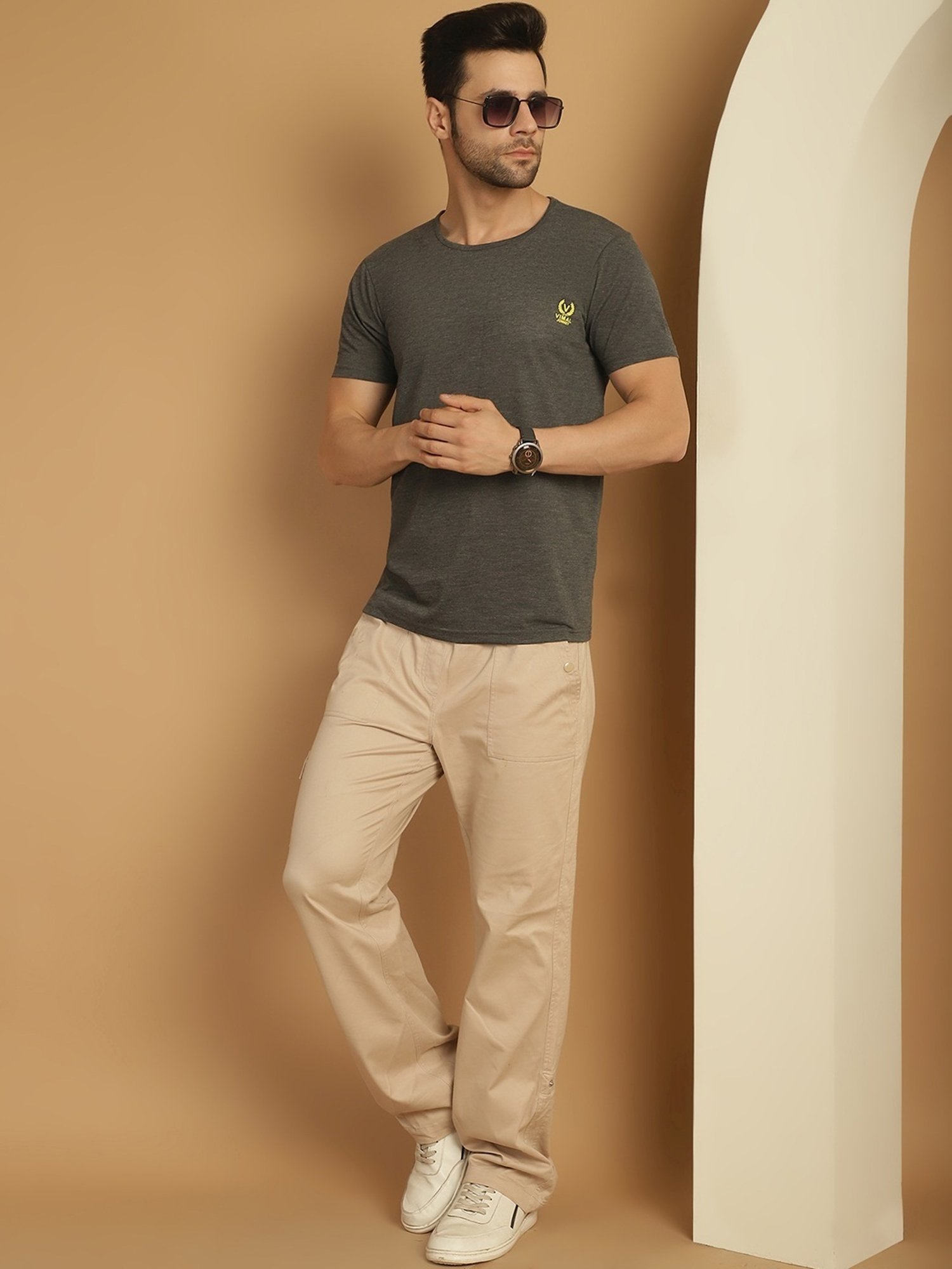 Vimal Jonney Brown & Blue Regular Fit T-Shirt