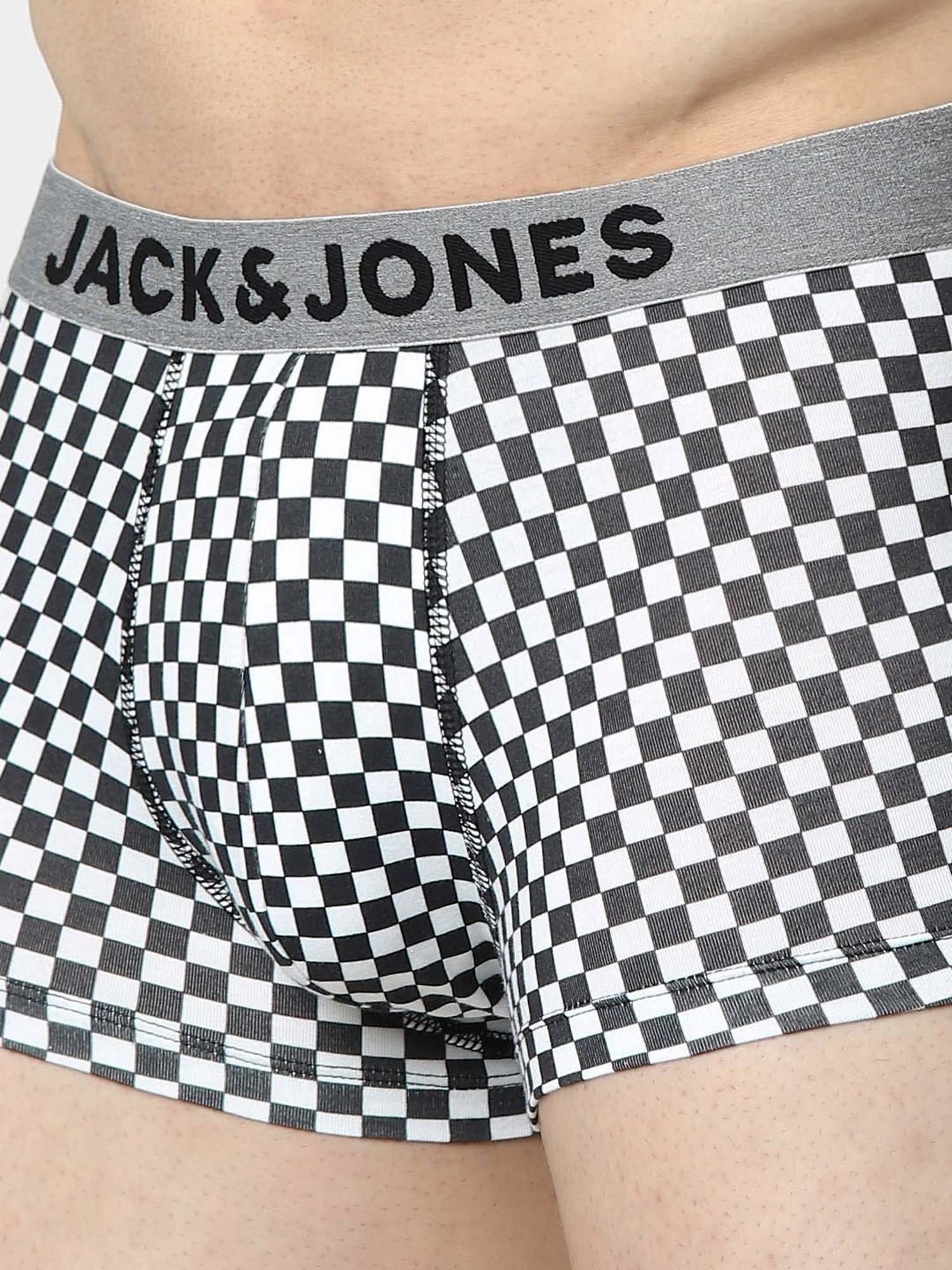 Jack & Jones White & Black Check Trunks