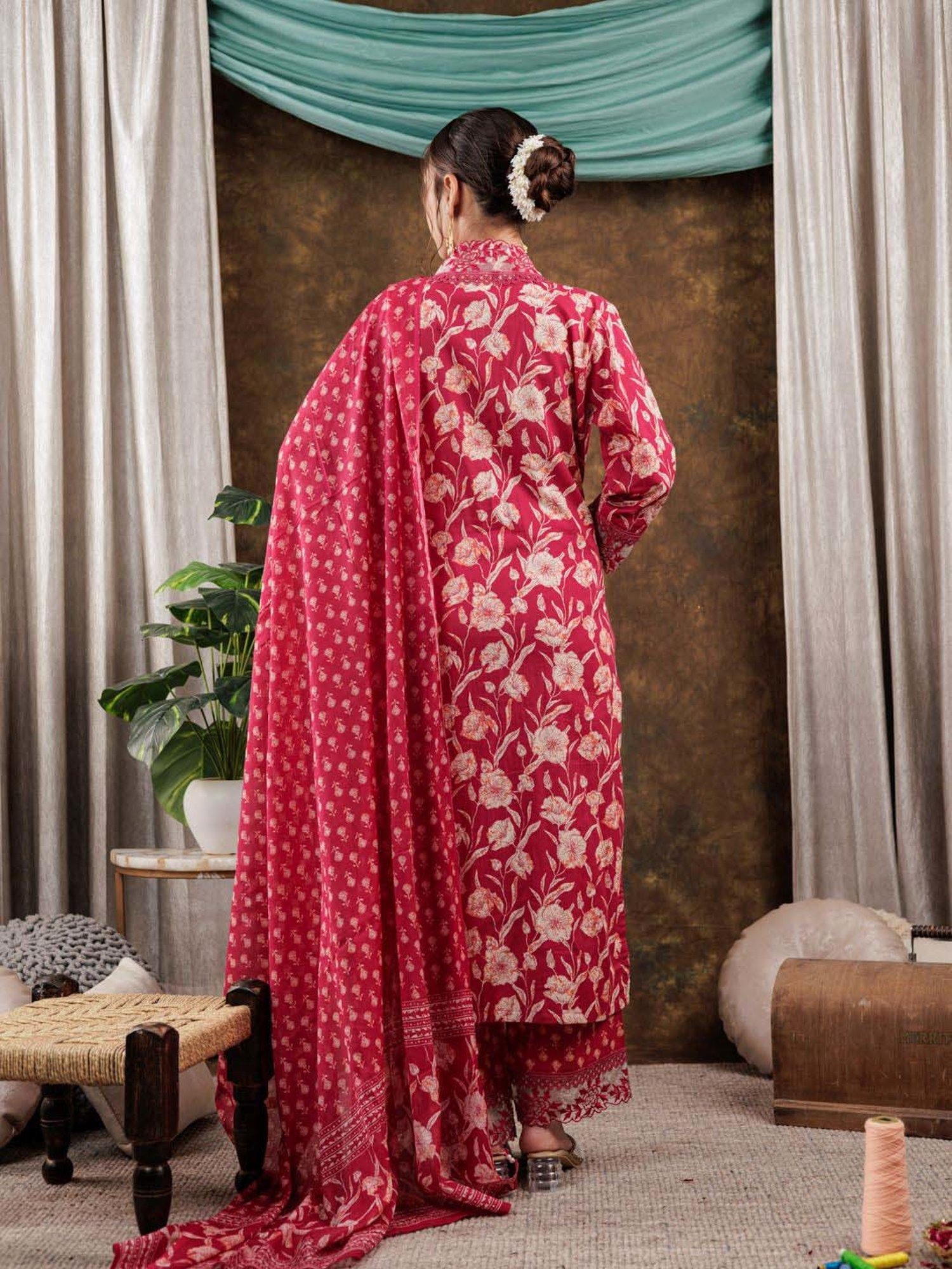 Yufta Pink Cotton Printed Kurta Pant Set With Dupatta