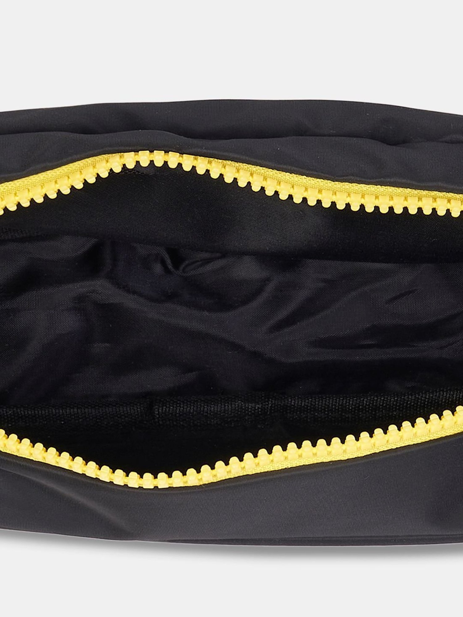 PERQUISITE TIMELESS TRAVELER Brown Solid Pouch