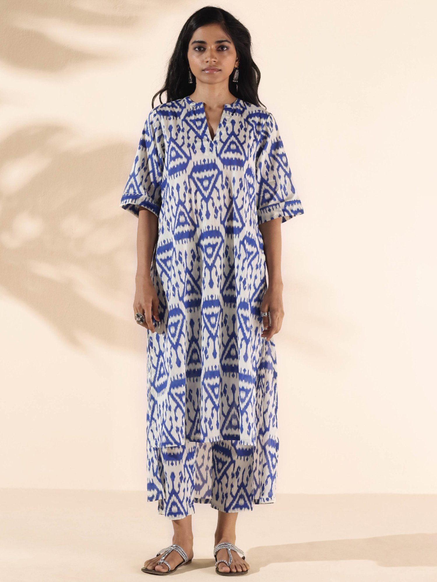 true Browns Blue Printed Kurta Pant Set