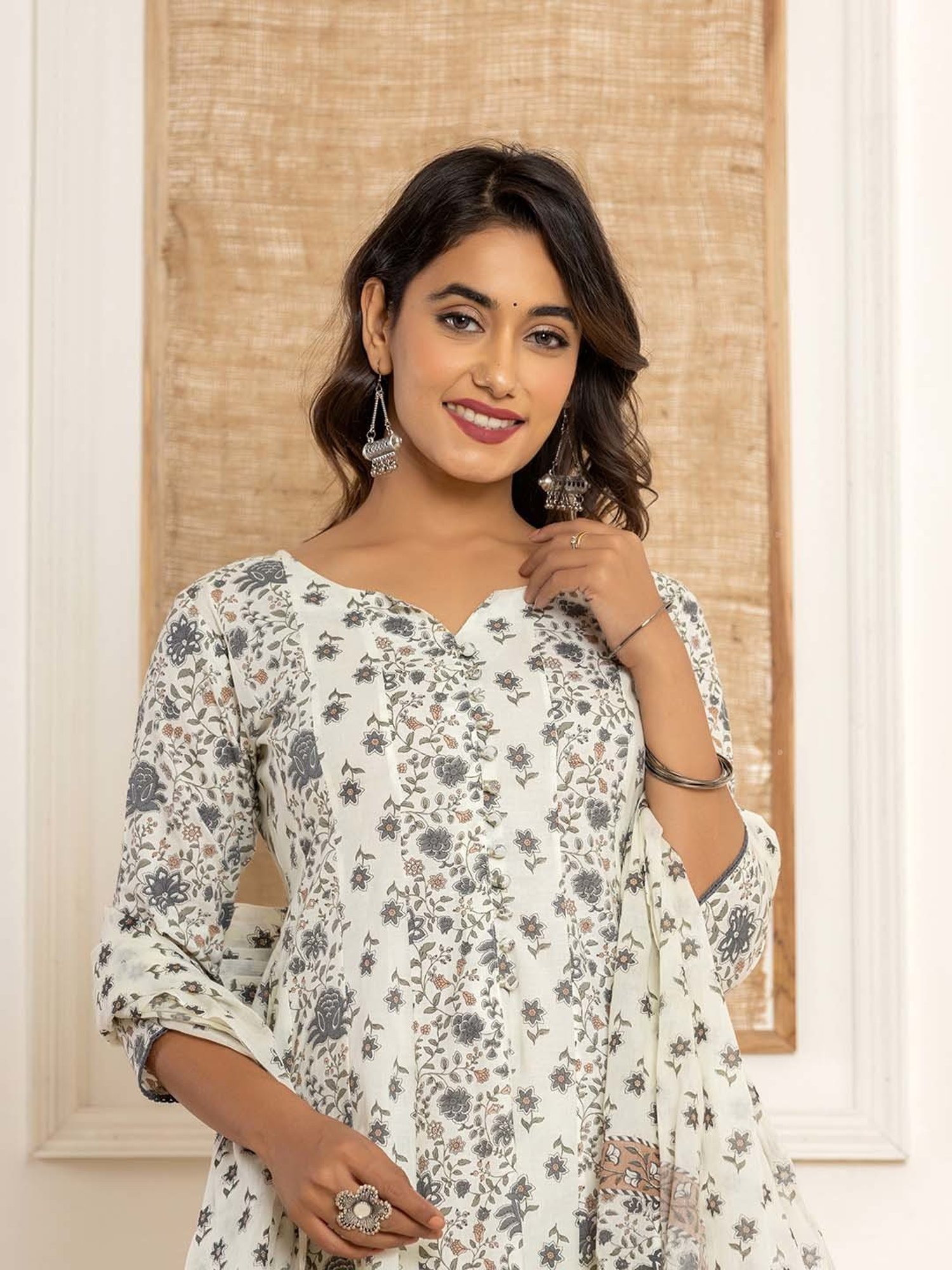 Yufta Cream Cotton Printed Kurta Pant Set With Dupatta