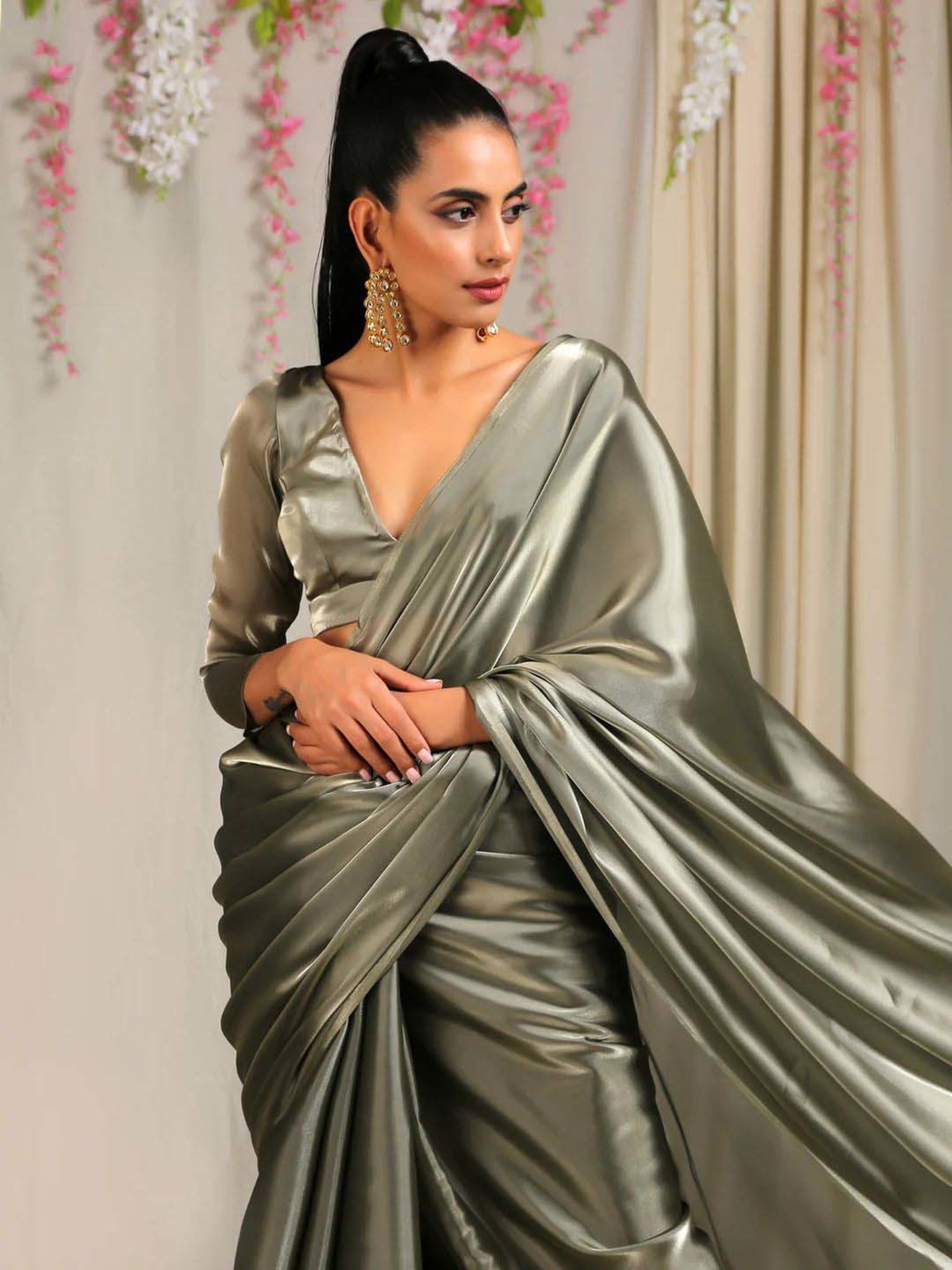 Swtantra Golden Woven Pattern Readymade Blouse