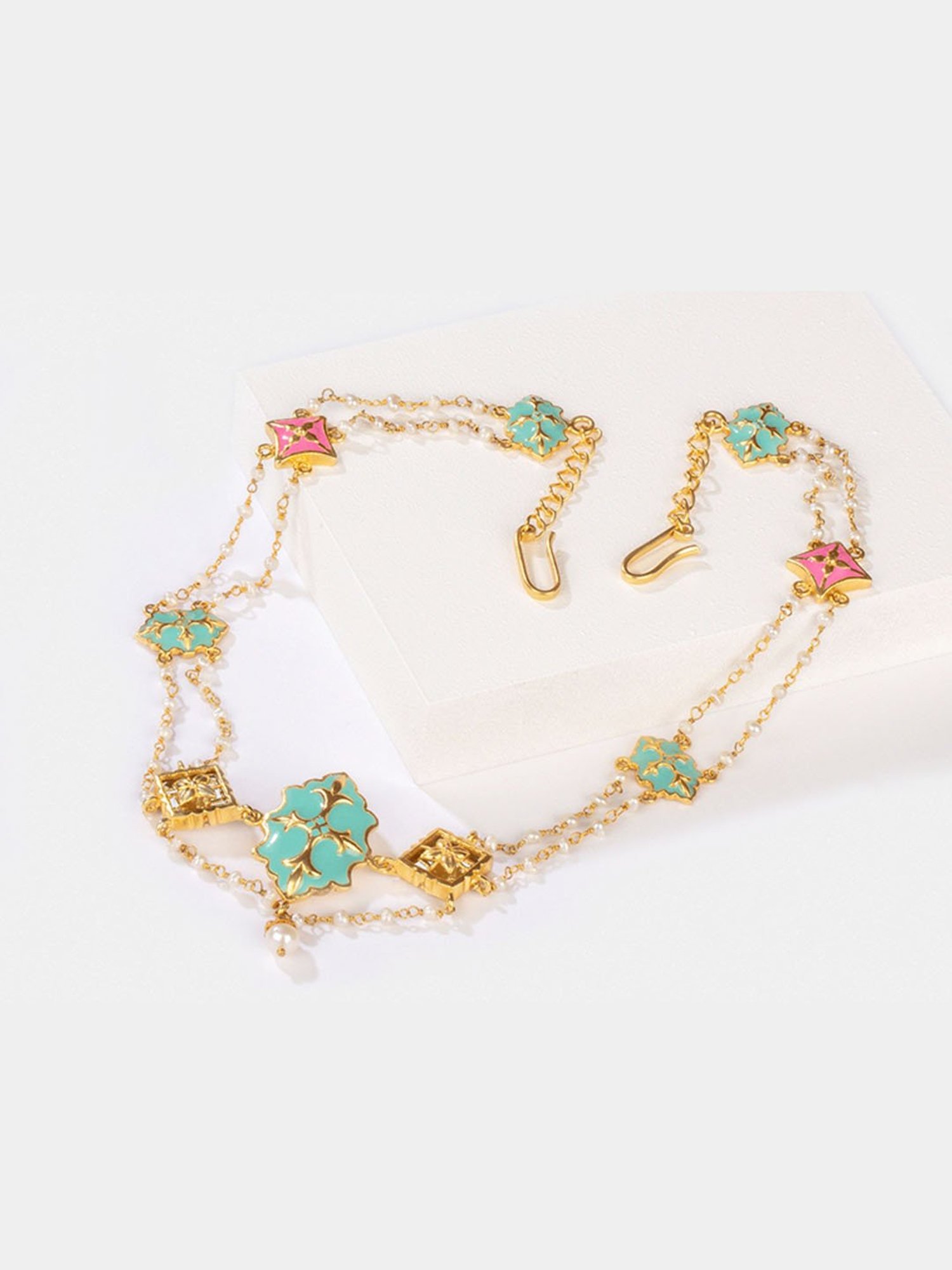 Shaya Aaja Nachle 18k Gold Plated Brass Matha Patti