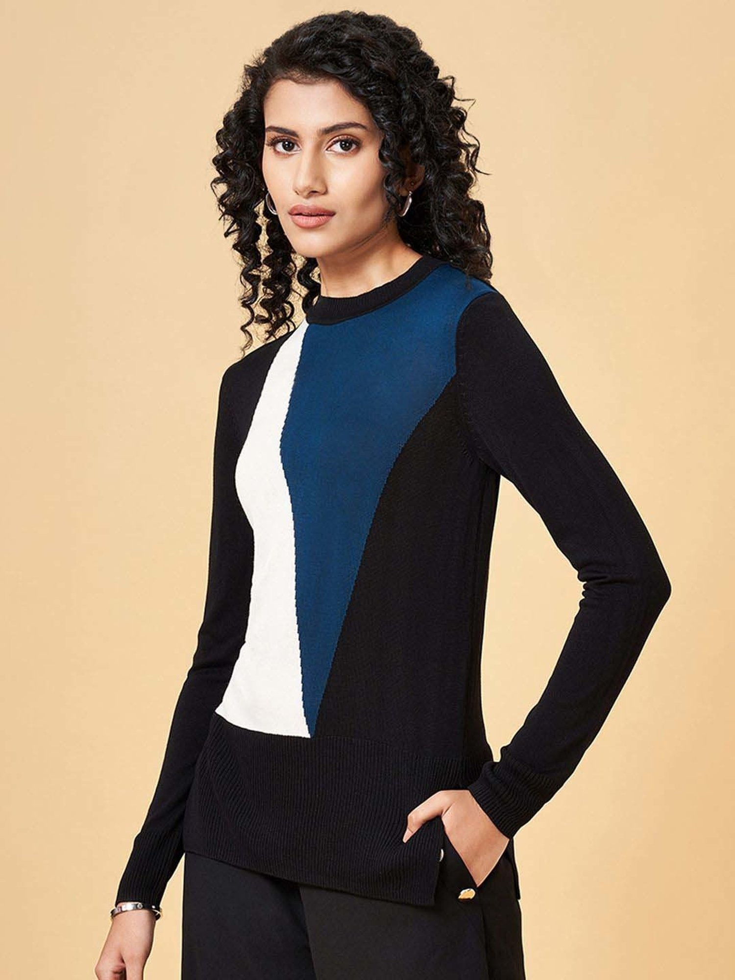 Annabelle by Pantaloons Black & Blue Color-Block Top