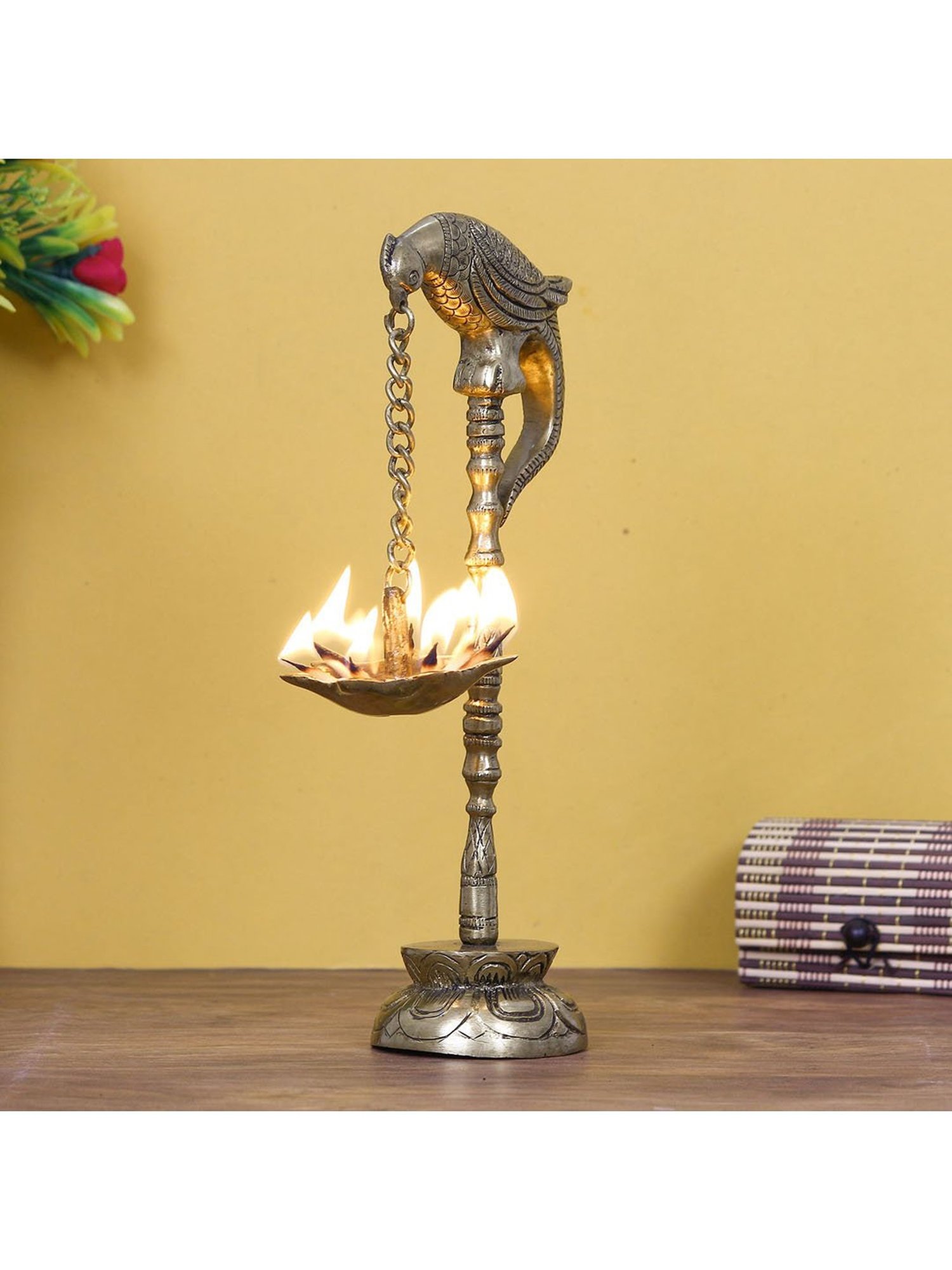 eCraftIndia Decorative Handcrafted Brass Parrot Showpiece Diya for 7 wicks with Stand