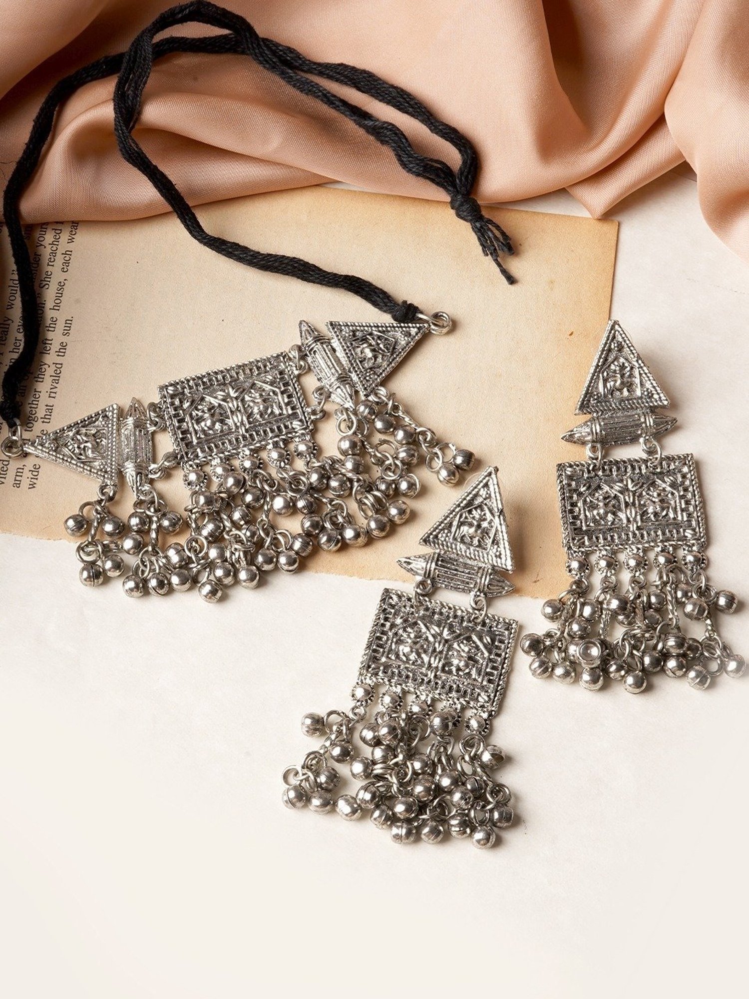 Teejh Ethnic Dhriti Ghungroo Necklace Set for Women