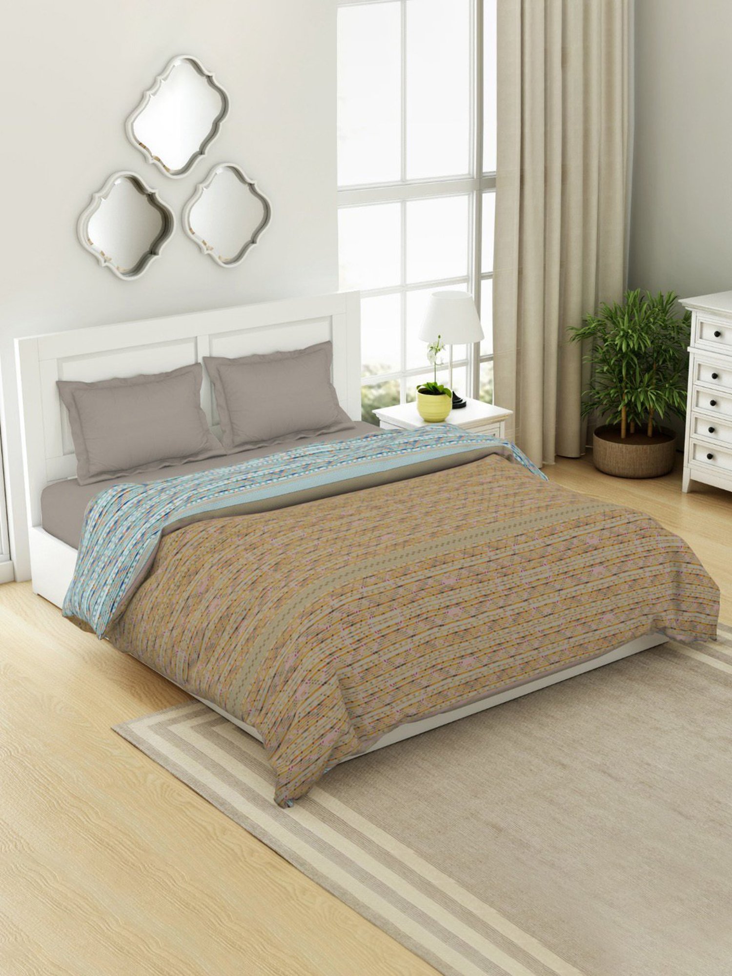 Spaces Printed Beige Cotton Shell Double Bed Quilt