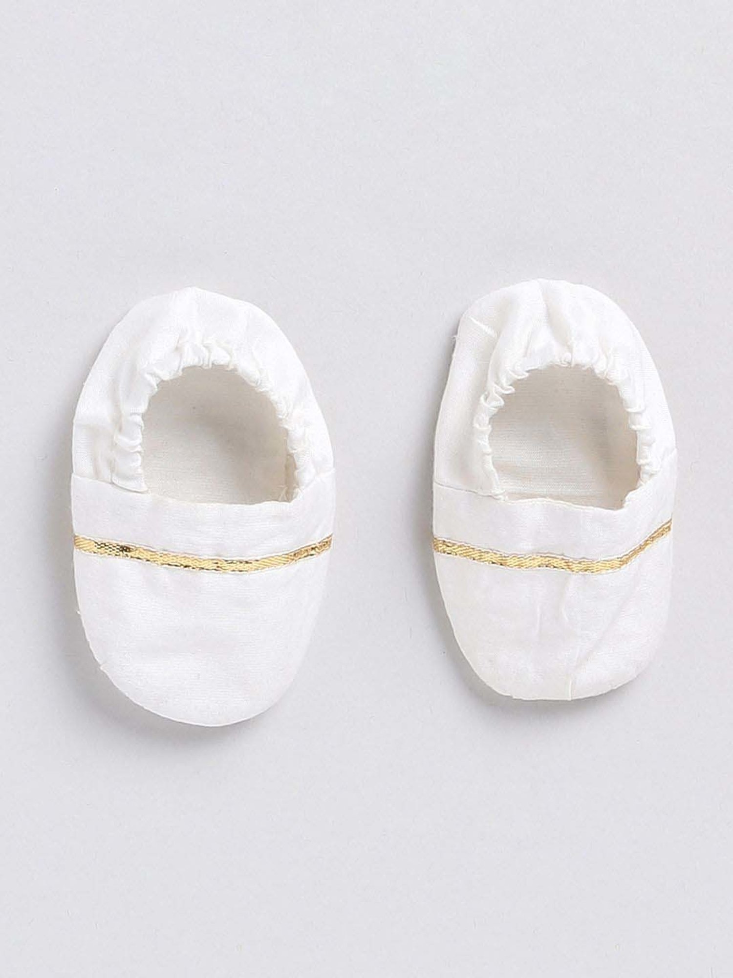 Bumzee Kids Grey & White Checks Full Sleeves Shirt, Waistcoat with Pants