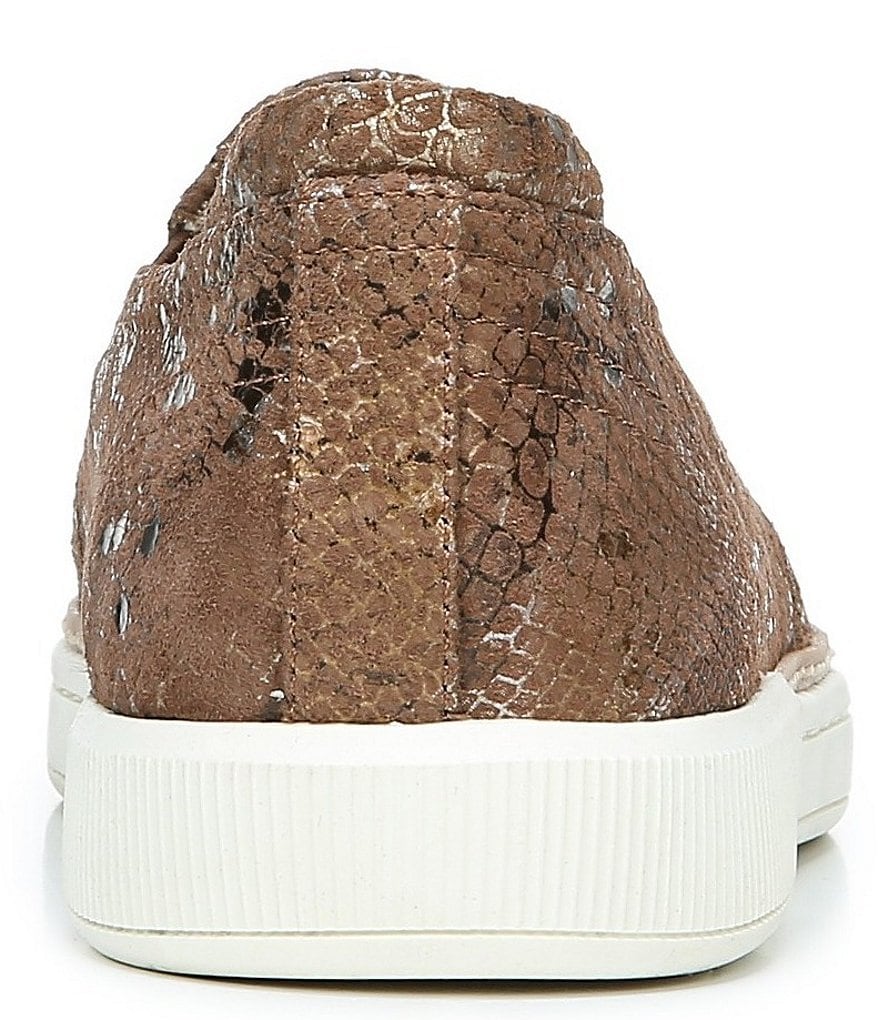 Trotters Kiera Suede Kitten Heel Pumps