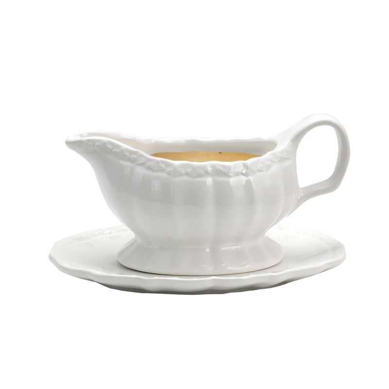 Gibson Home 15 Ounce Caf'e Posh Gravy Boat With Saucer in White