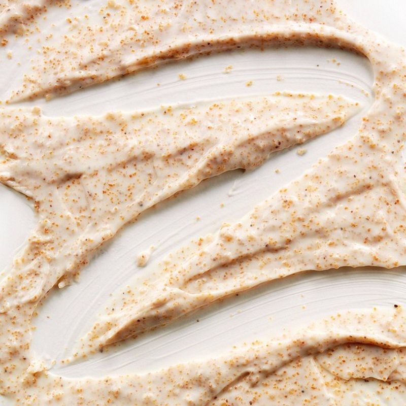 St. Ives Invigorating Face Scrub - Apricot - 1oz