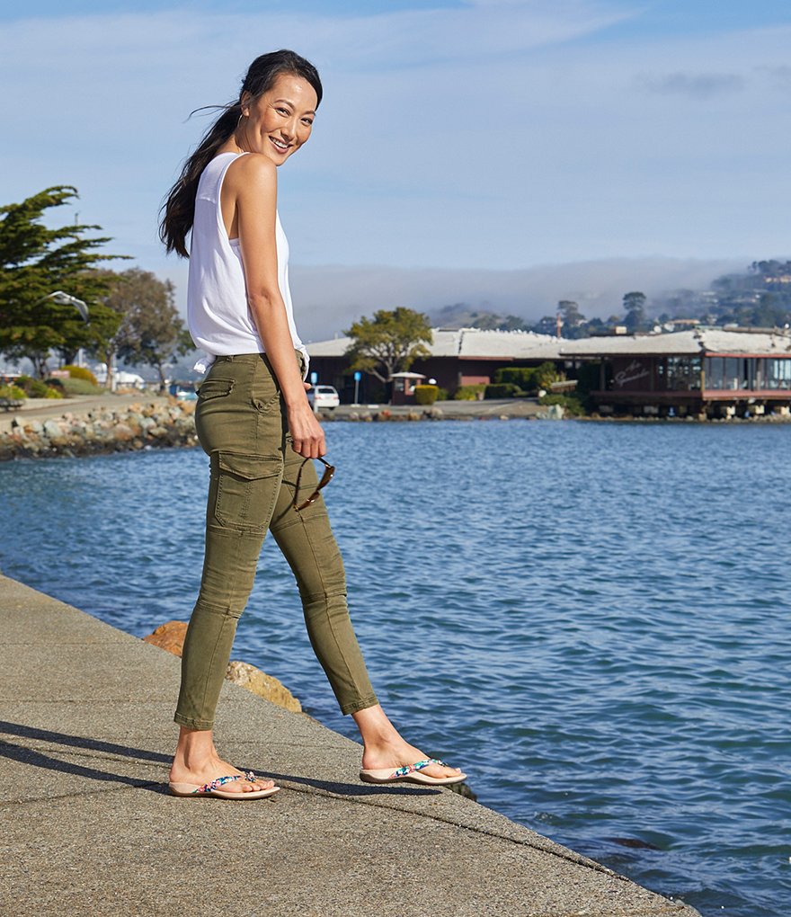 Vionic Bella II Floral Bow Detail Flip-Flops