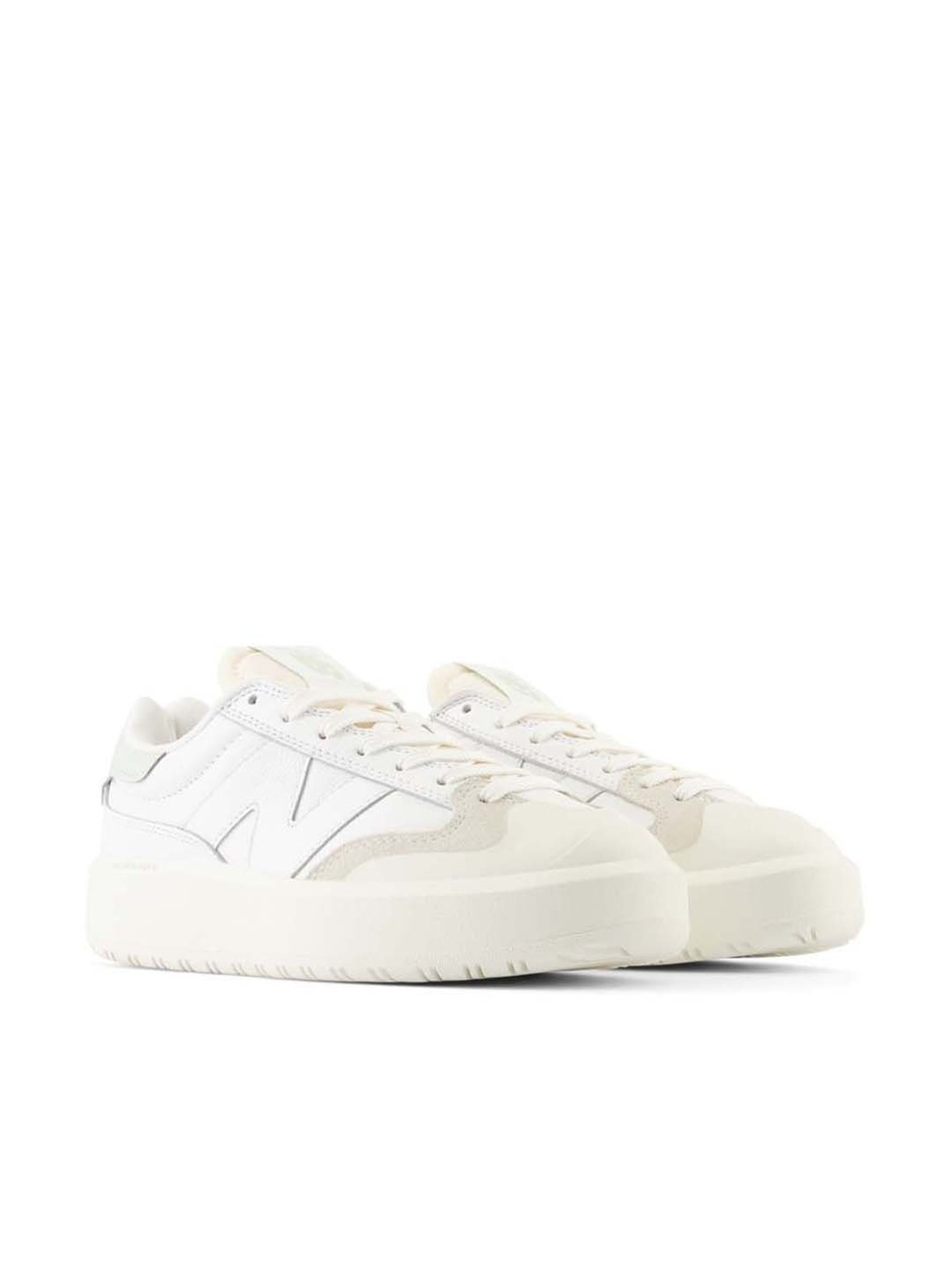 New Balance Men's White Casual Sneakers
