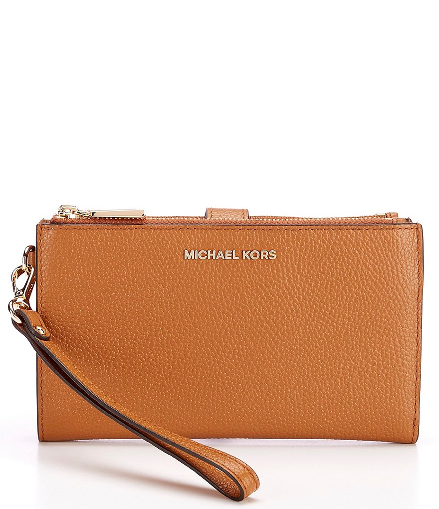 HOBO Link Leather Zip Wristlet