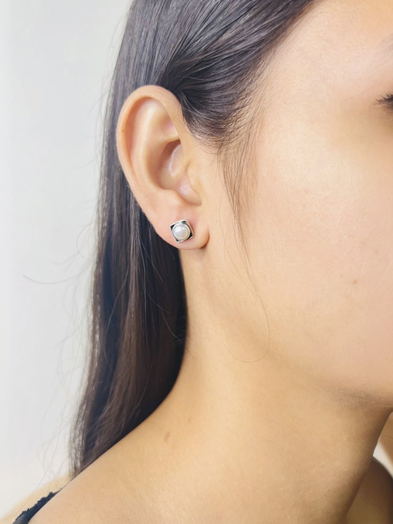 Arte Jewels 925 Sterling Silver Pearl Stud Earrings for Girls & Women