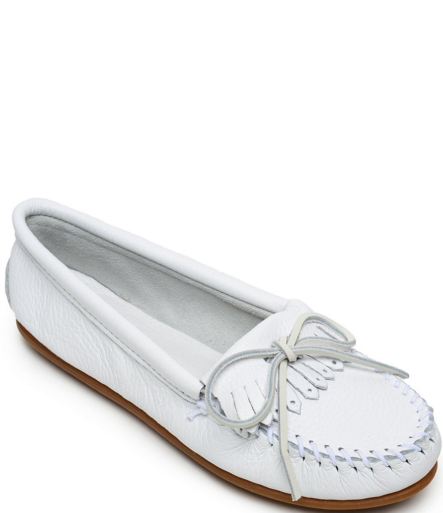 Minnetonka Deerskin Kilty Moccasins