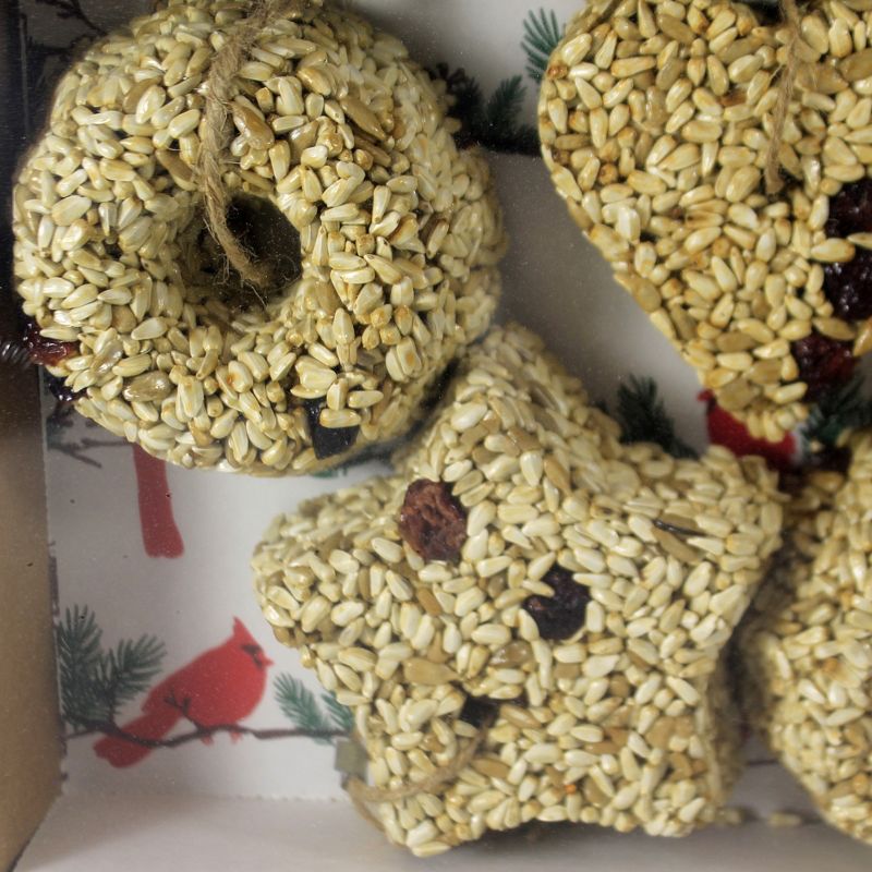 Home & Garden 3.5" Holiday Seed Garland Star Heart Mr Bird  -  Bird And Wildlife Food