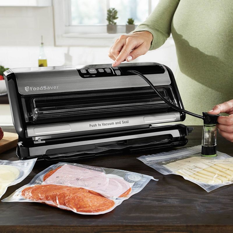 FoodSaver 2-In-1 Food Preservation System - Stainless Steel FM5200-000